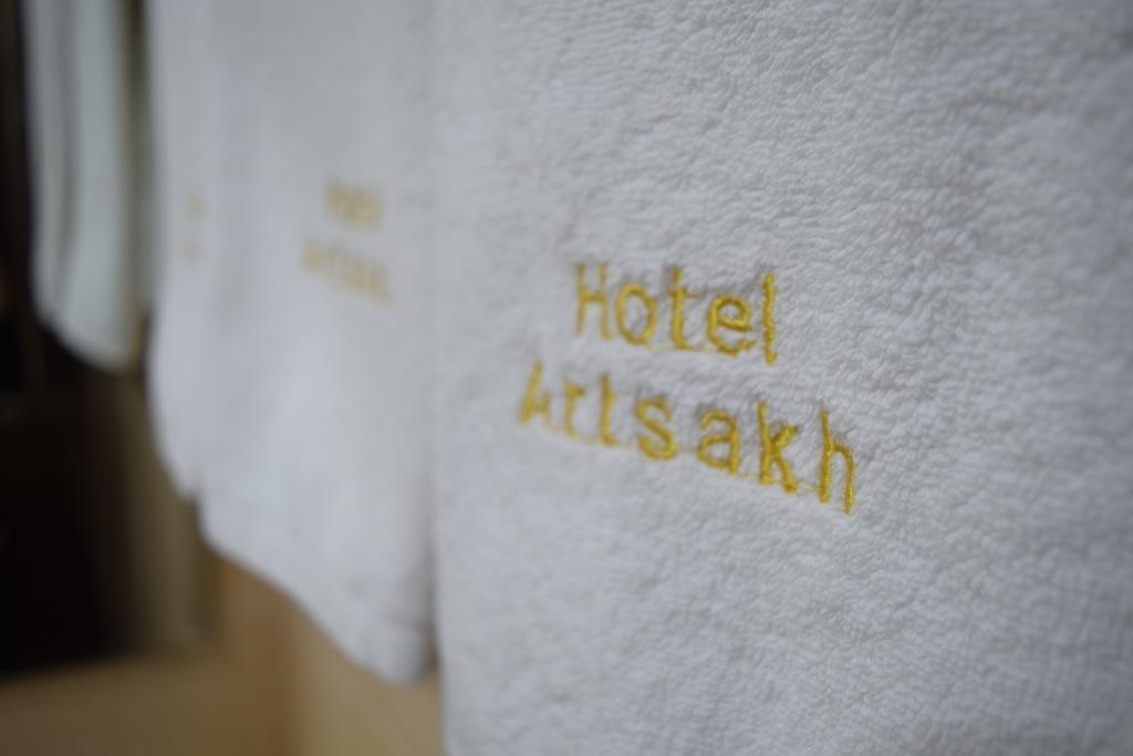 Artsakh Hotel Yerevan Exterior photo